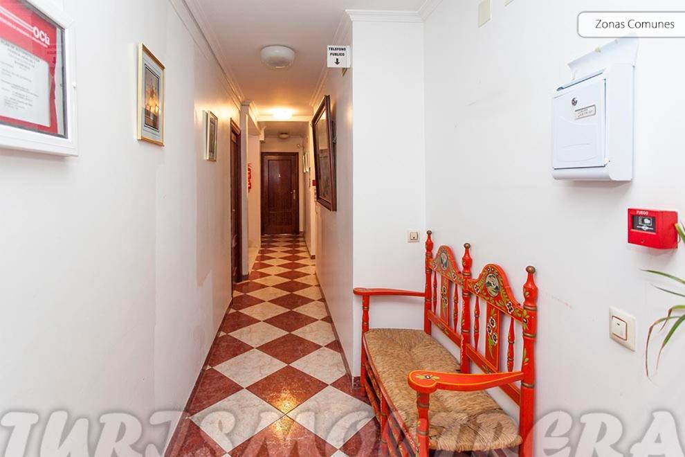Pension Hidalgo 1 Utrera Exterior photo
